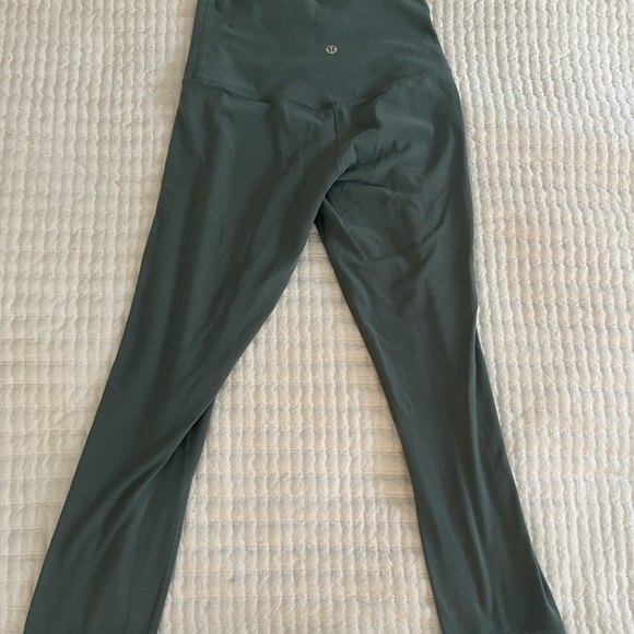 Lulu align leggings ☁️ - Picture 2 of 8